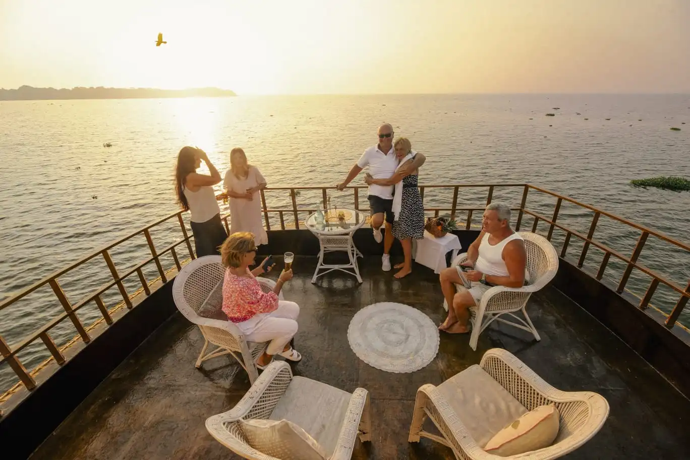 Guest houseboat memory